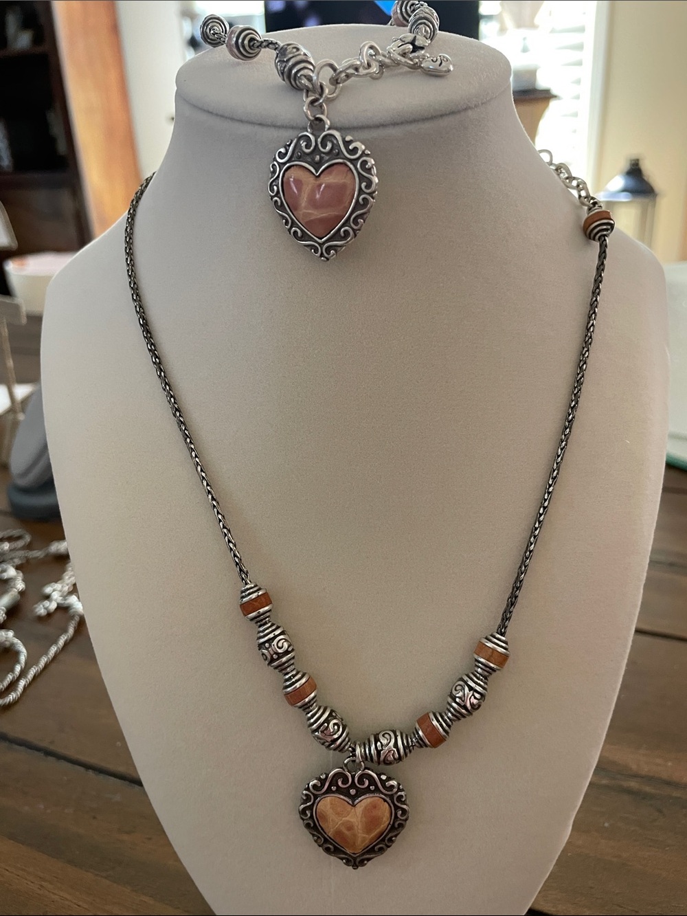Retired Brighton "Park Avenue" Reversible Leather Heart Necklace & Bracelet Set